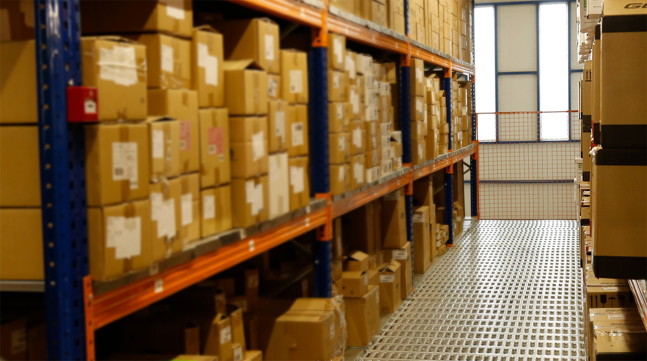 რა ღირს რეალურად საკუთარი საწყობის გაშლა vs 3PL-თან პარტნიორობა?